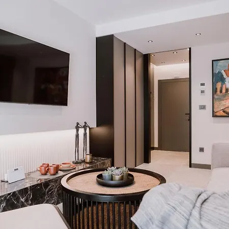 Luxury Balu 5 Apartment